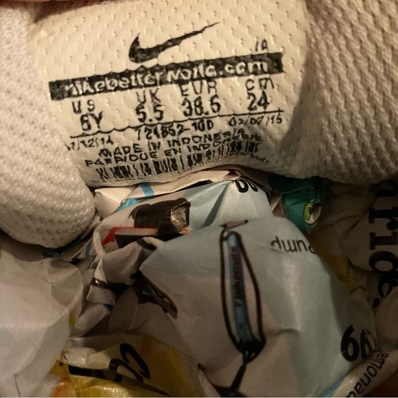 Teenager Nike Air Max Girl’s Shoes Size 6Y Leather Multicolor - Picture 5 of 7